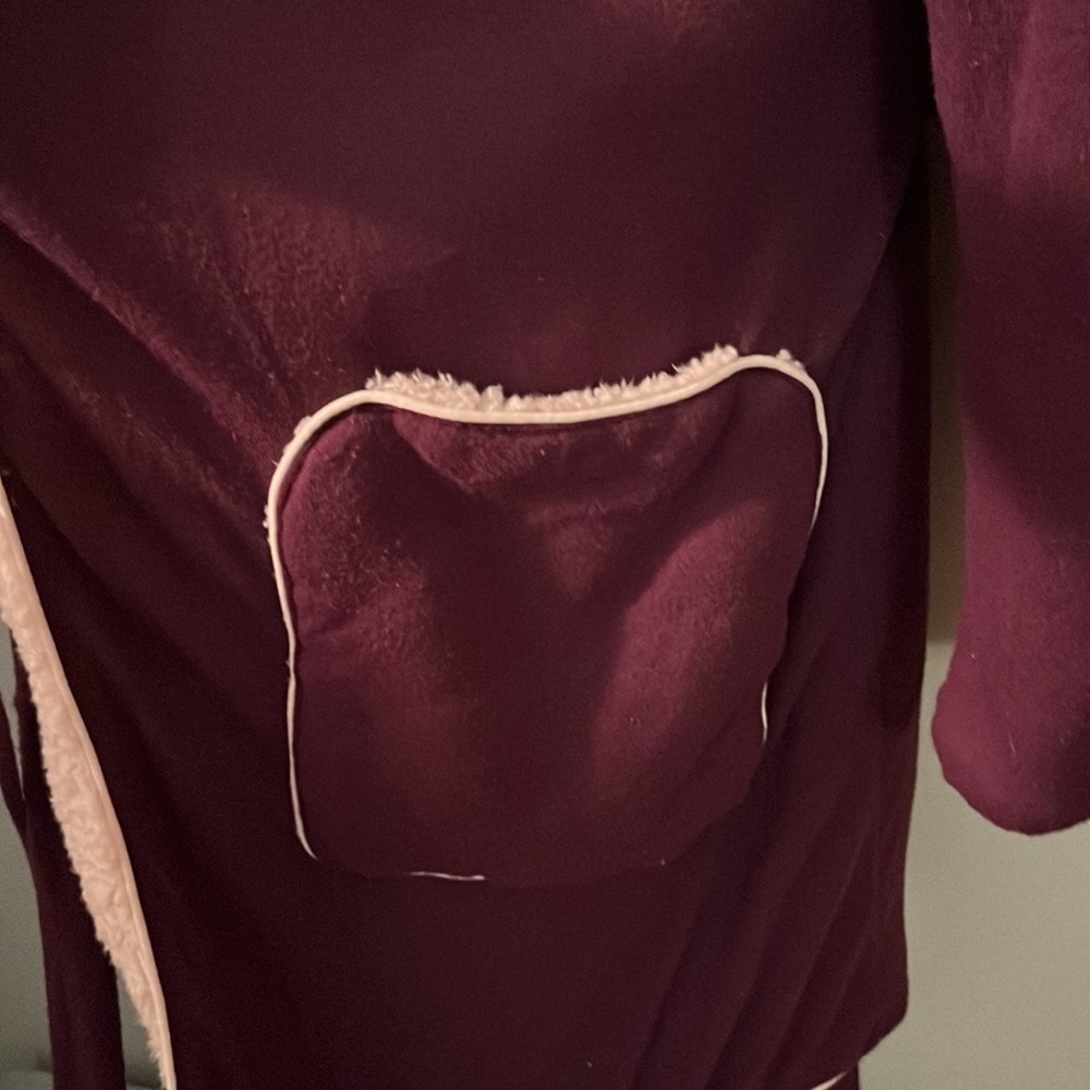 Serra Plum Robe - Picture 2 of 4